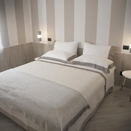 בית נופש Settimo Piano לה ספציה